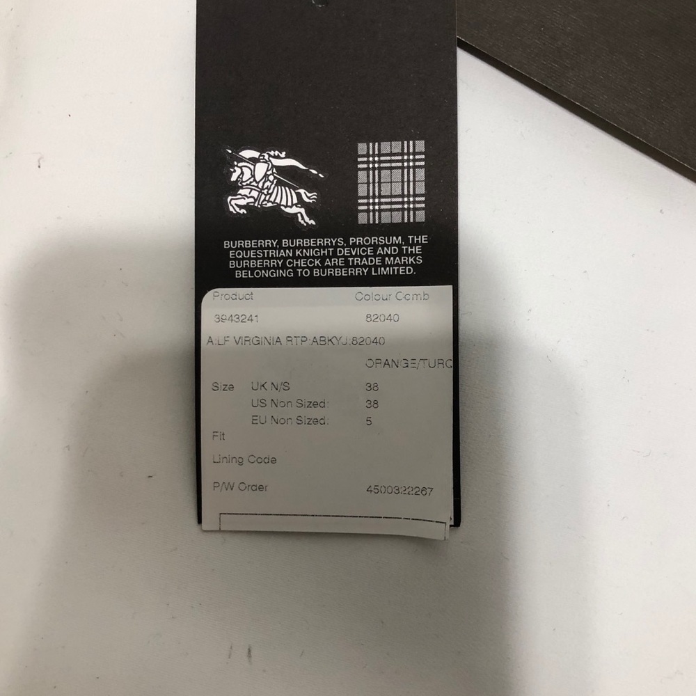 New with tags and box BURBERRY Virginia Booties - Picture 7 of 7